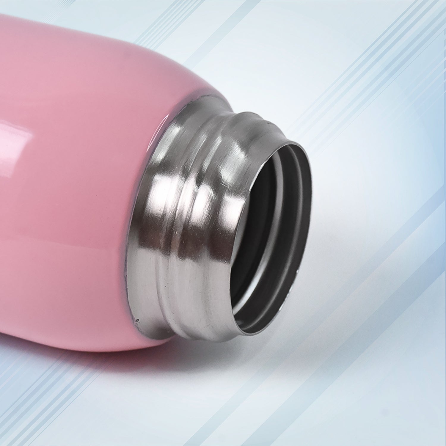 Thermos steel Double Wall Vacuum Bottle With Cover & Strap 600ml Approx