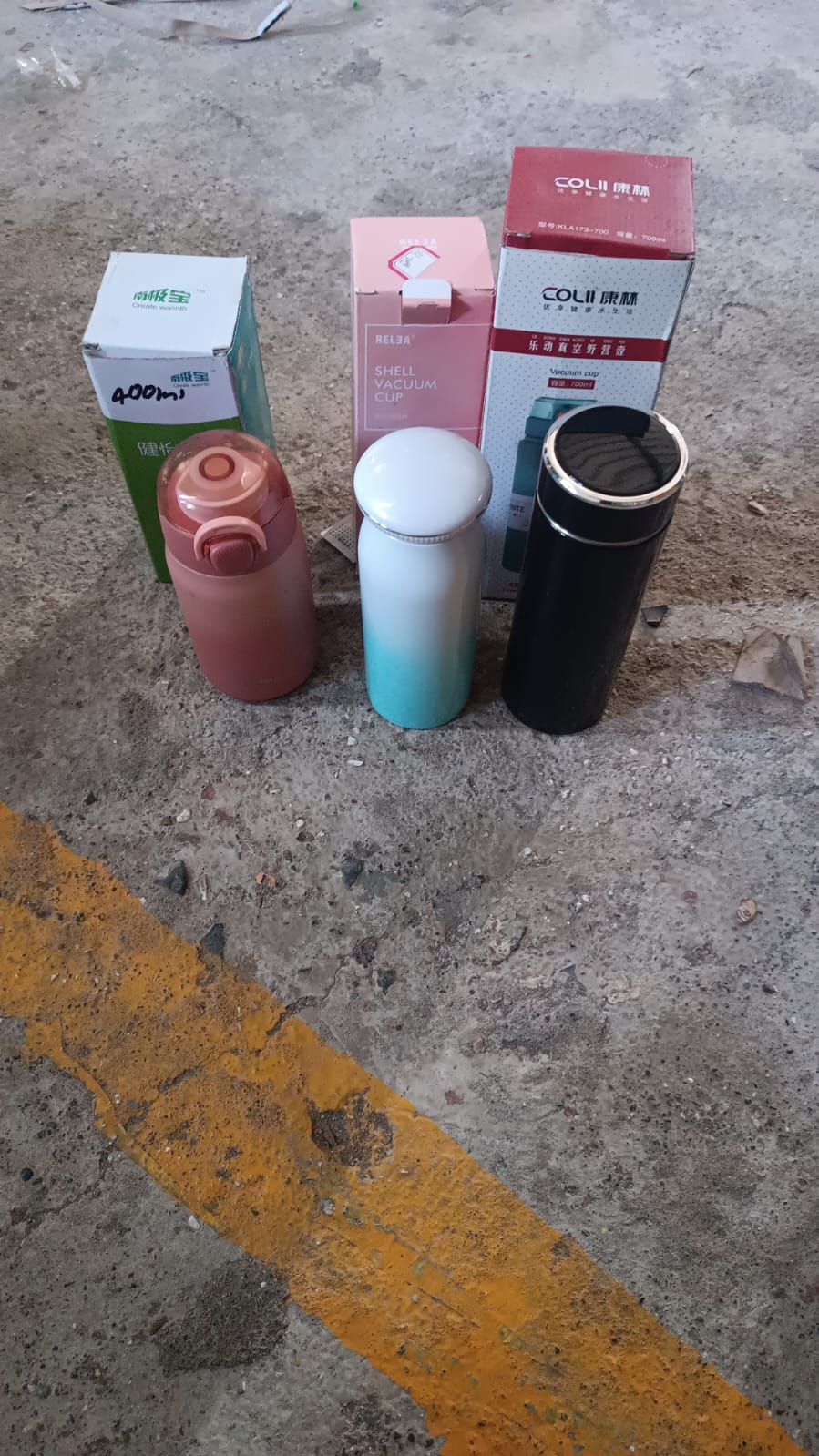 Stainless Steel Vacuum water Bottle 400ML (1 Pc)